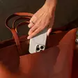 APPLE BEATS IPHONE 16 PRO SUOJAKUORI - Suojakuoret, Apple - 195949909085 - 2